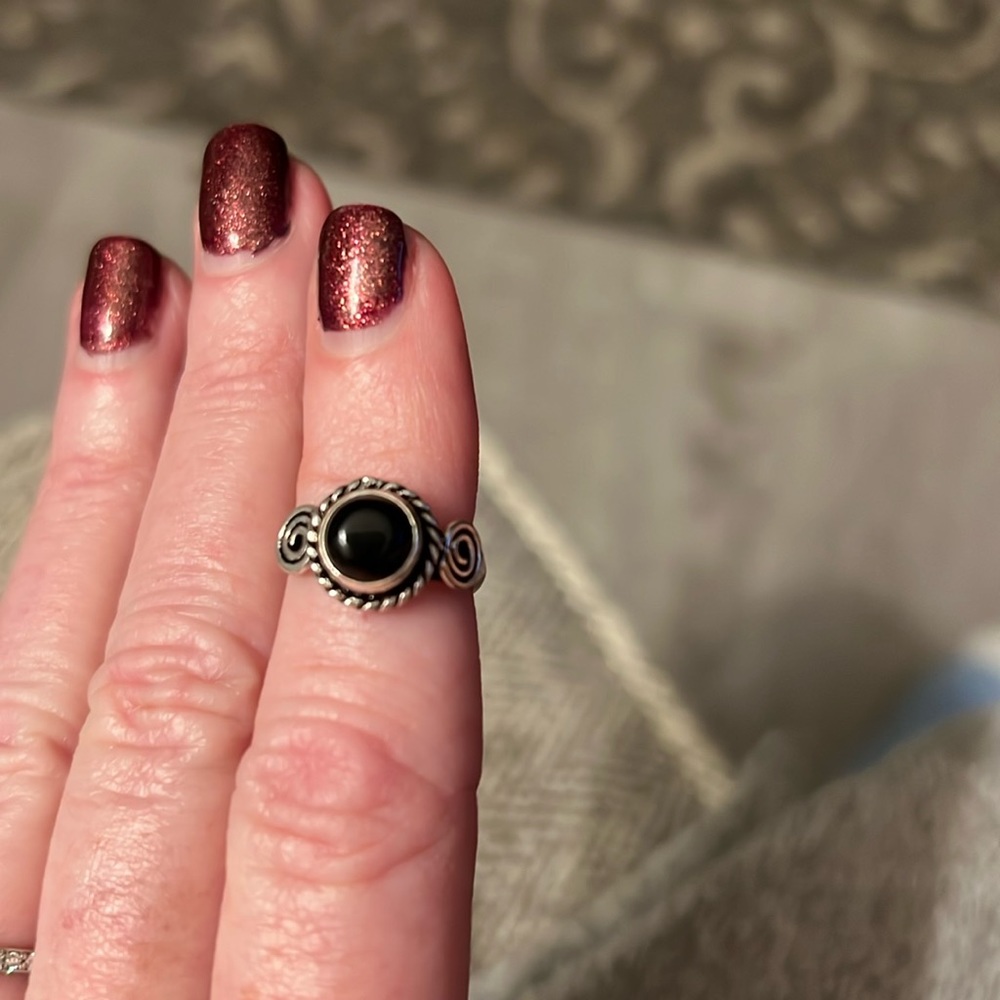 Black onyx ring